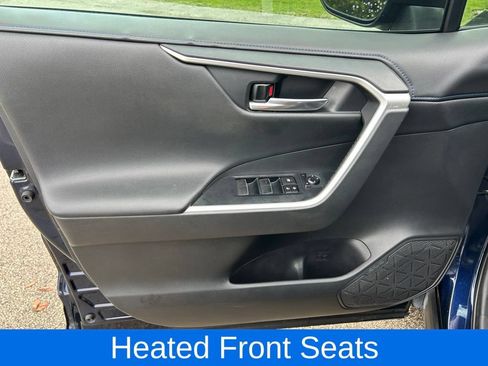 Used 2020 Toyota RAV4 XSE w/ XSE Grade Weather Package AWD/4WD image 17