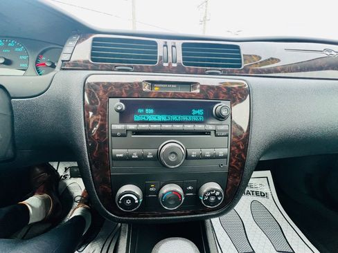 Used 2016 Chevrolet Impala Limited LS image 19