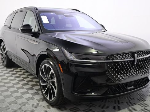 New 2026 Lincoln Nautilus Black Label AWD/4WD image 8