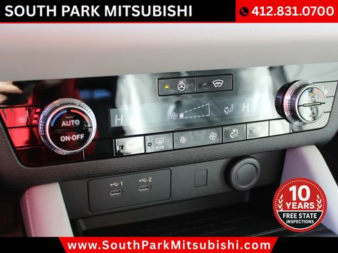 New 2026 Mitsubishi Outlander SE image 22