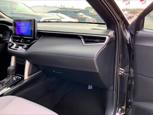 Used 2023 Toyota Corolla Cross S image 18