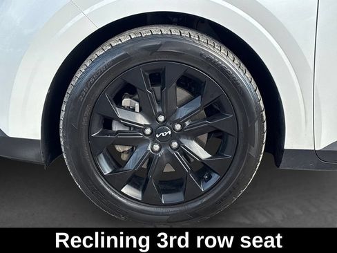 Used 2023 Kia Carnival SX Prestige FWD image 13