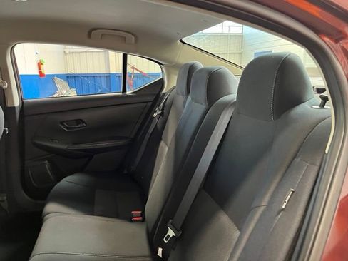 Used 2024 Nissan Sentra SV FWD image 18