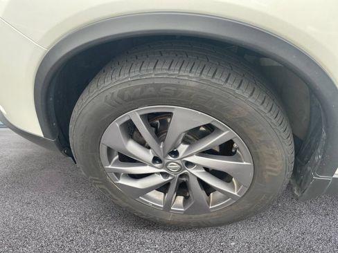 Used 2016 Nissan Rogue SL w/ SL Premium Package AWD/4WD image 12