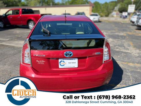 Used 2015 Toyota Prius Two image 6