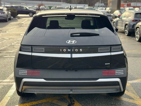 New 2026 Hyundai Ioniq 5 SEL image 4