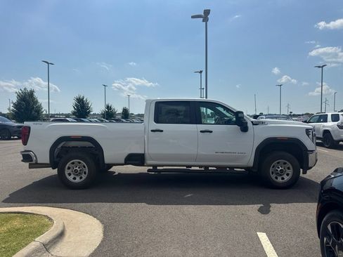 Used 2024 GMC Sierra 2500 Pro w/ Convenience Package AWD/4WD image 5