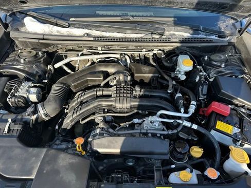 Used 2022 Subaru Crosstrek 2.0i Premium w/ Popular Package #4 image 12