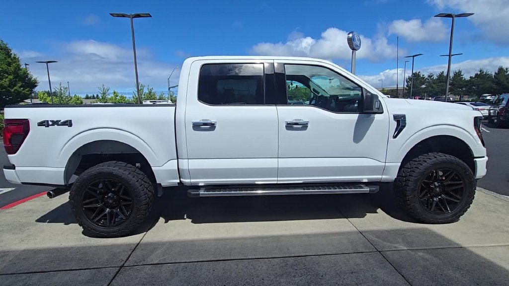 Used 2025 Ford F150 XLT w/ Equipment Group 301A Standard AWD/4WD image 5