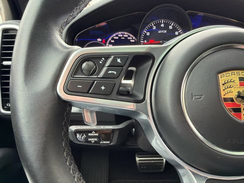 Used 2021 Porsche Cayenne GTS AWD/4WD image 13