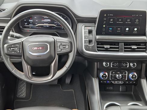 Used 2024 GMC Yukon AT4 w/ Technology Package AWD/4WD image 25