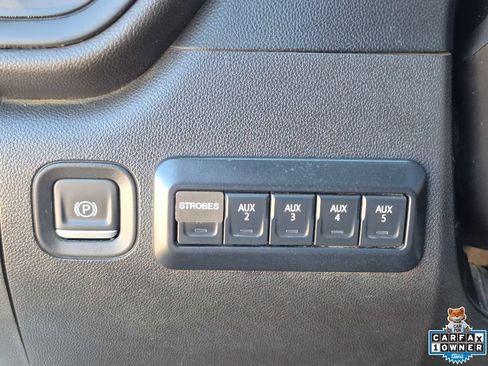 Used 2023 GMC Sierra 2500 Pro w/ Convenience Package AWD/4WD image 17