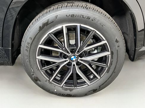 New 2025 BMW X1 xDrive28i w/ M Sport Package image 33