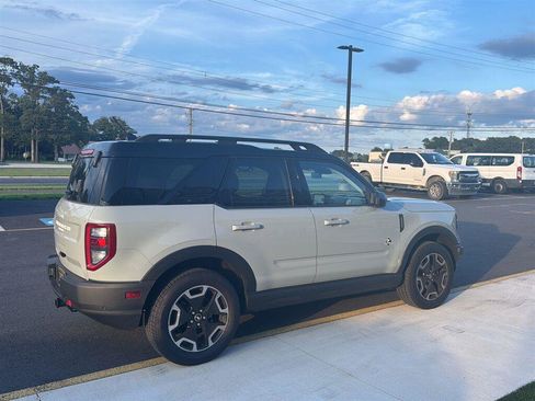 Used 2022 Ford Bronco Sport Outer Banks w/ Tech Package AWD/4WD image 10
