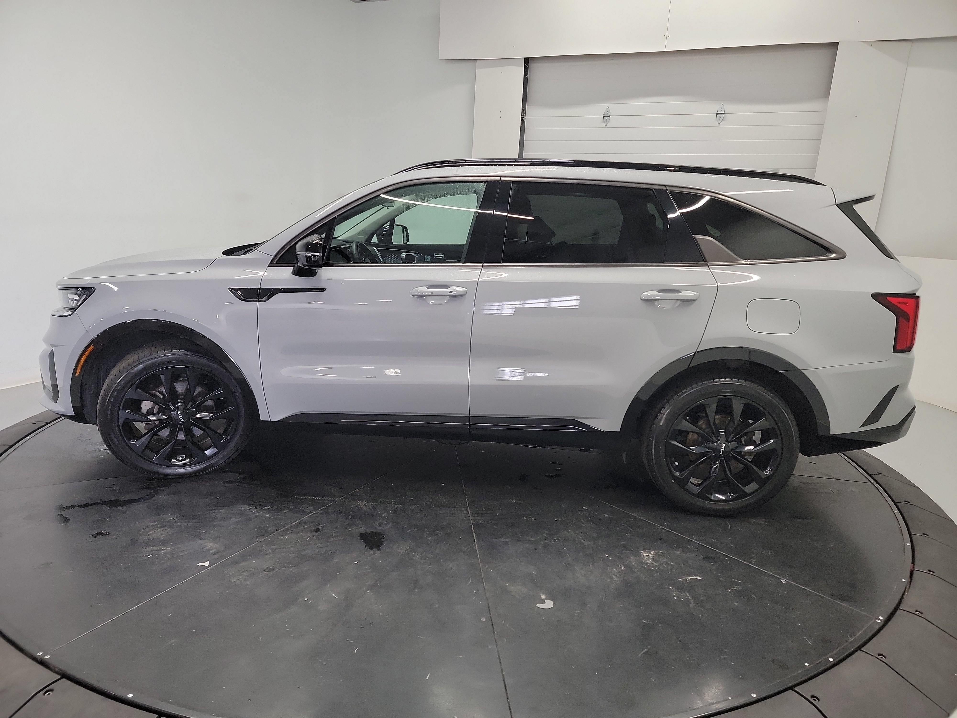 Used 2022 Kia Sorento SX FWD image 4