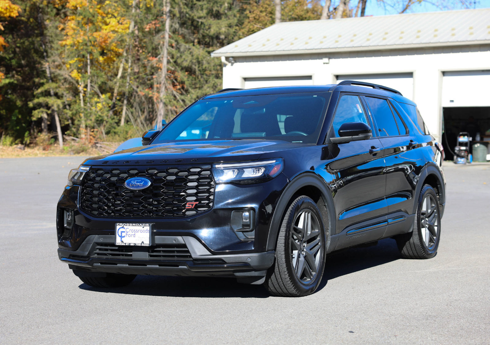 Used 2025 Ford Explorer ST w/ Sun And Sound Package AWD/4WD image 1