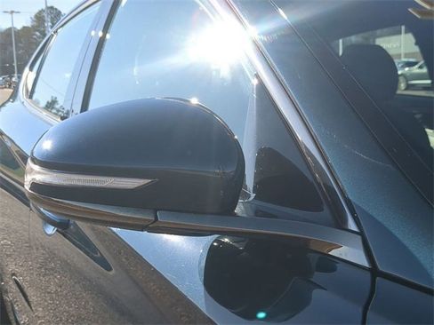 Used 2023 Genesis G70 2.0T w/ Sport Prestige Package image 10