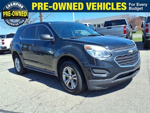 Used 2017 Chevrolet Equinox LS FWD image 1
