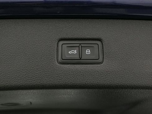 Used 2021 Audi Q7 3.0T Premium w/ Convenience Package image 15