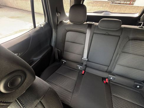 Used 2025 Chevrolet Equinox LT image 39