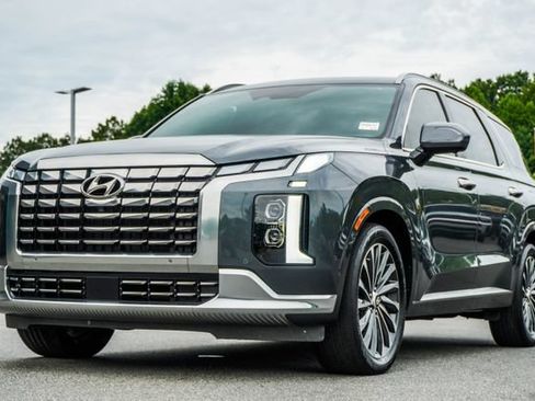 Used 2023 Hyundai Palisade Calligraphy FWD image 9
