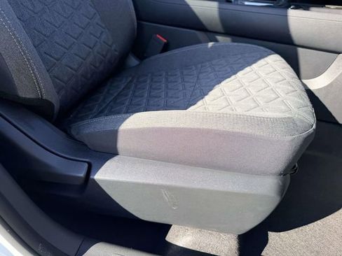 New 2026 Nissan Kicks SV image 9