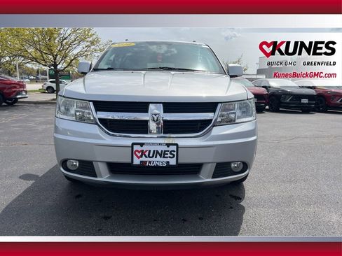 Used 2010 Dodge Journey SXT FWD image 14