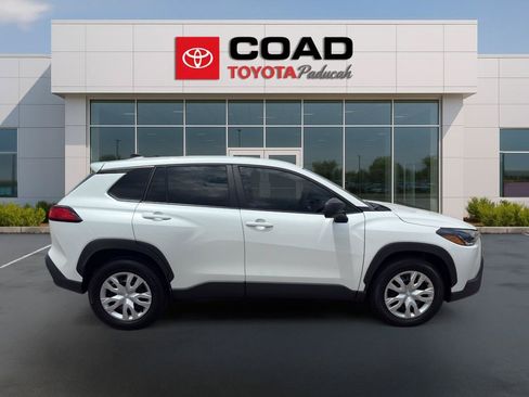 Certified 2025 Toyota Corolla Cross L AWD/4WD image 6