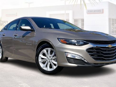 Used 2024 Chevrolet Malibu LT FWD image 1