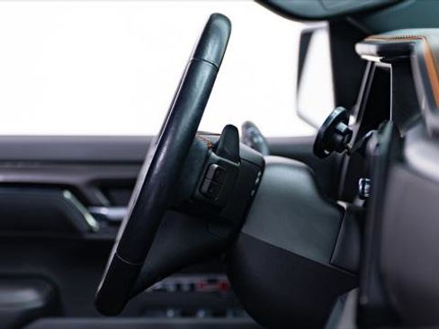 Used 2023 GMC Sierra 1500 AT4 image 33