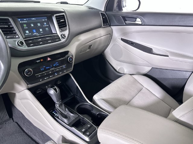 Used 2018 Hyundai Tucson Value FWD image 36