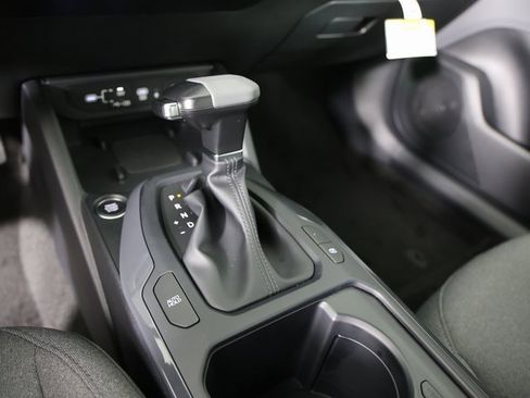 New 2025 Kia K4 EX image 18