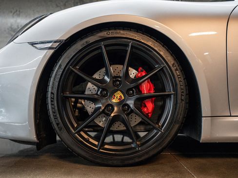 Used 2015 Porsche Cayman S image 11