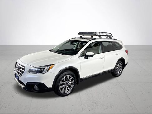 Used 2017 Subaru Outback 2.5i Touring w/ Protection Package #1 AWD/4WD image 2