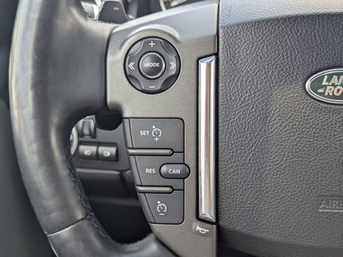 Used 2015 Land Rover LR4 HSE LUX image 27