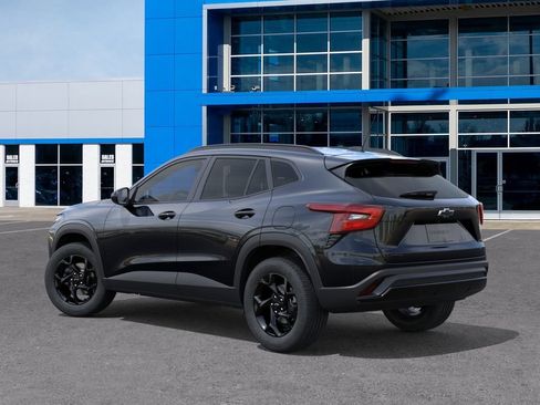 New 2026 Chevrolet Trax LT FWD image 3