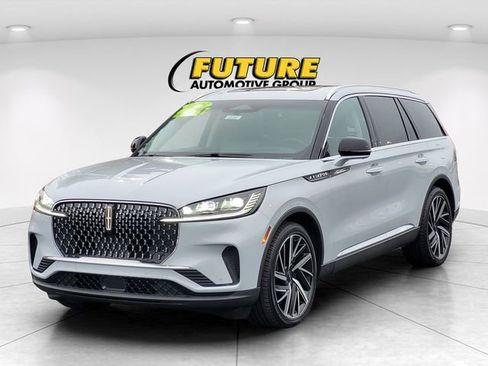 New 2025 Lincoln Aviator Reserve w/ Equipment Group 201A image 2