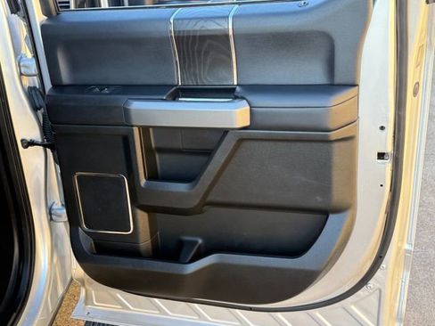 Used 2019 Ford F250 Platinum image 30