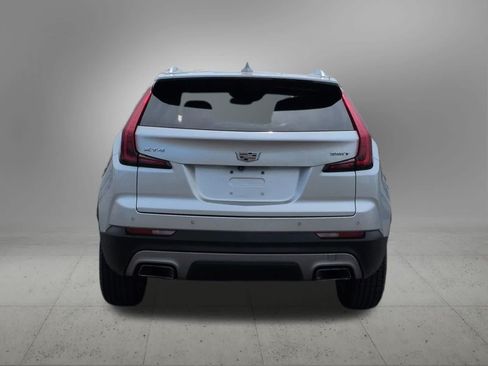 Used 2020 Cadillac XT4 Premium Luxury w/ Cold Weather Package FWD image 5