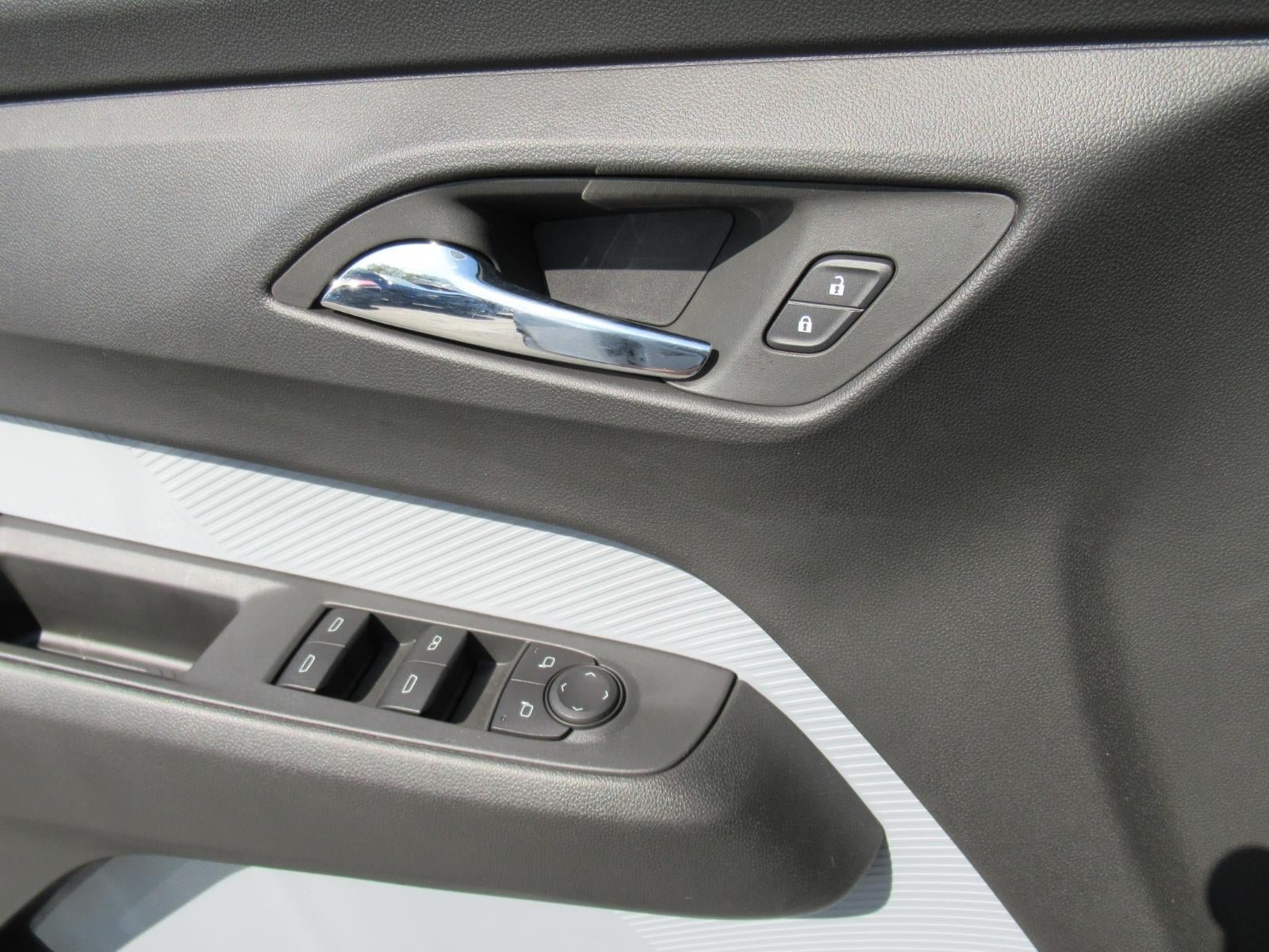 New 2027 Chevrolet Bolt LT FWD image 19