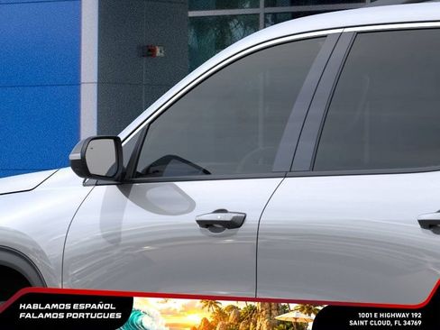 New 2026 Chevrolet Traverse LT FWD image 12