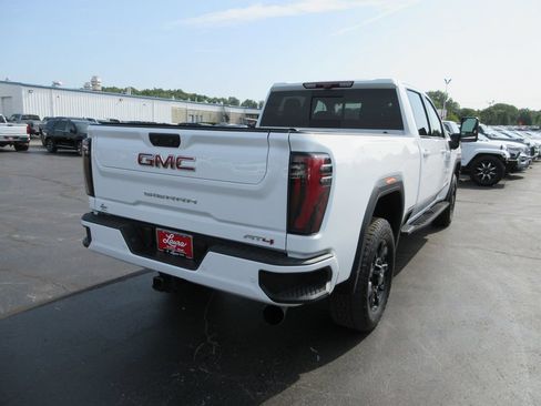 Certified 2025 GMC Sierra 2500 AT4 w/ AT4 Premium Plus Package AWD/4WD image 6