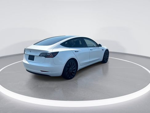 Used 2021 Tesla Model 3 Standard Range Plus RWD image 9