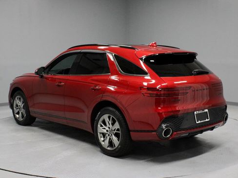 Used 2022 Genesis GV70 3.5T Sport w/ Sport Advanced Package AWD/4WD image 10
