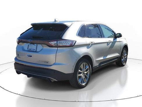 Used 2018 Ford Edge Titanium w/ Equipment Group 301A AWD/4WD image 4