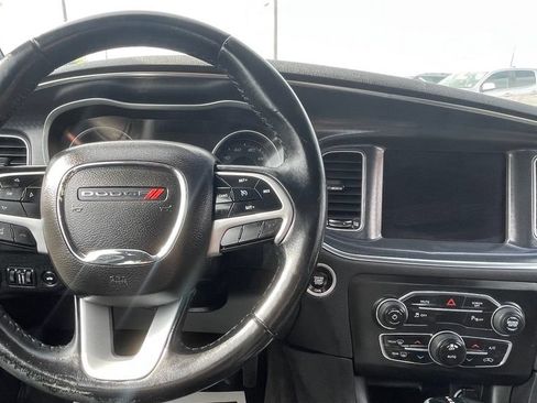 Used 2018 Dodge Charger SXT Plus RWD image 14