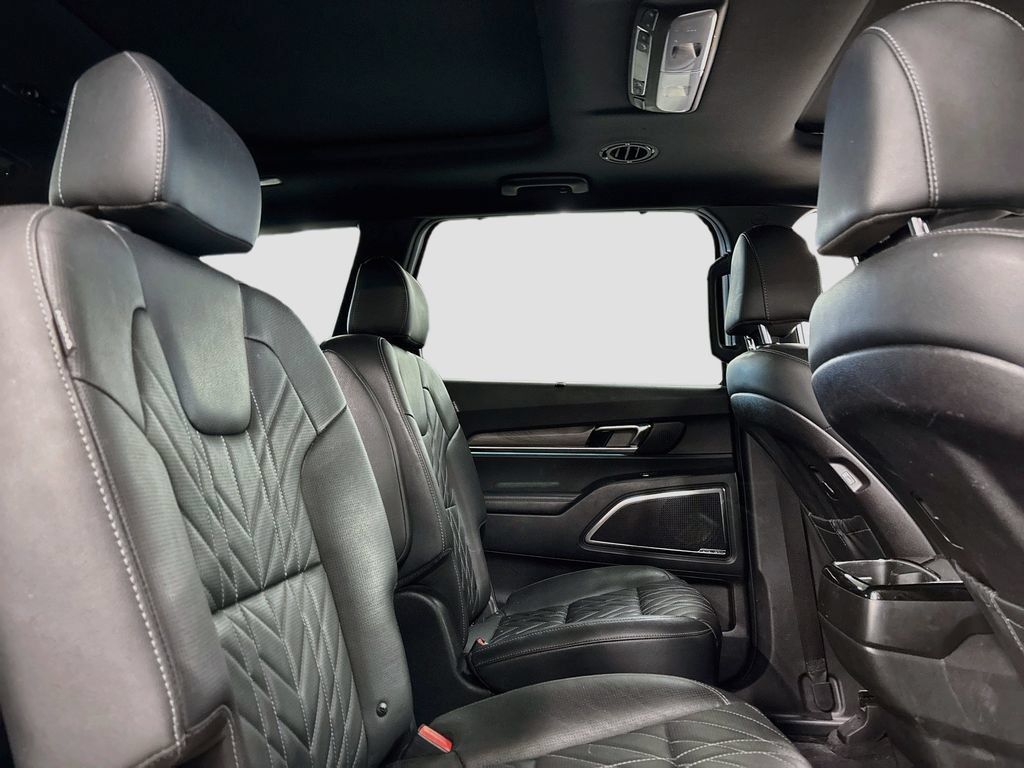 Used 2024 Kia Telluride SX X-Line AWD/4WD image 16