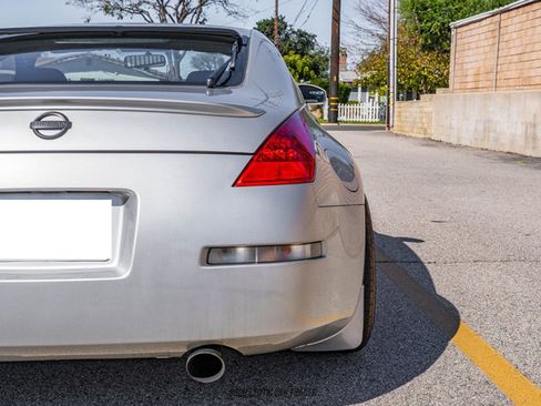 Used 2006 Nissan 350Z Coupe w/ (N93) Cargo Convenience Pkg RWD image 45