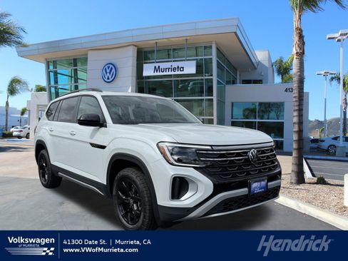 New 2026 Volkswagen Atlas Peak Edition AWD/4WD image 1