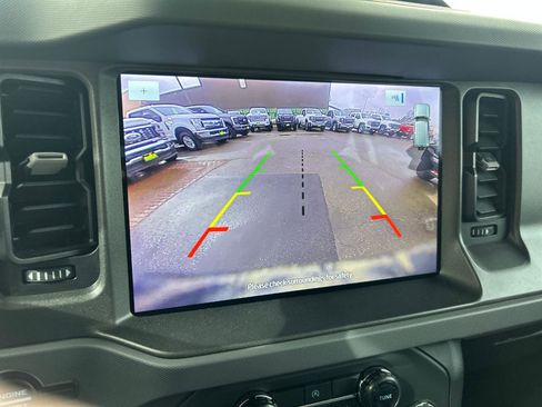 Used 2024 Ford Bronco Big Bend image 10